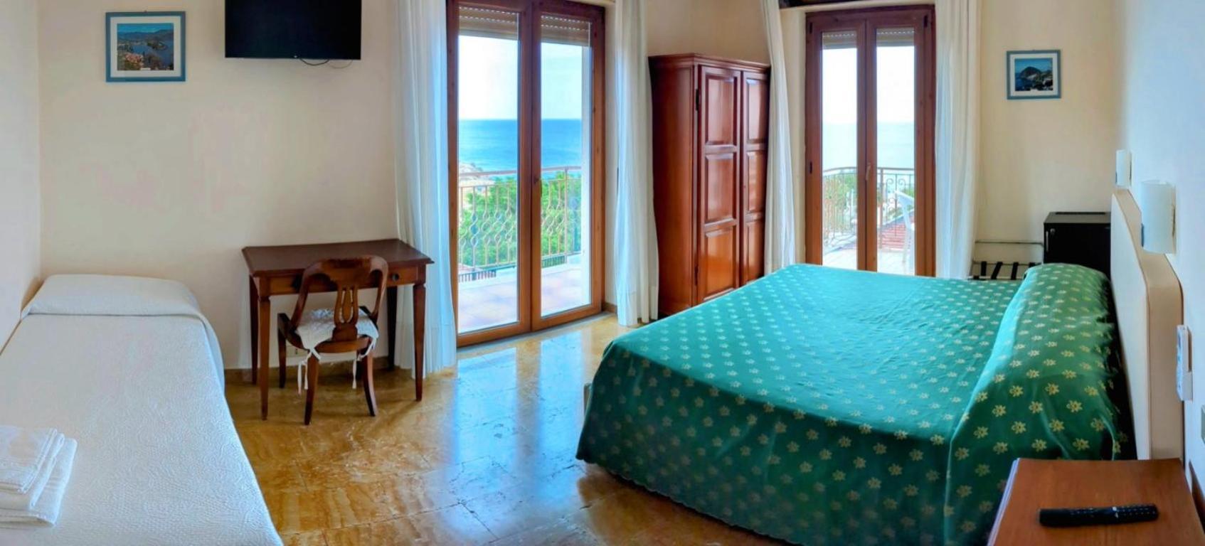 Paradiso Hotel Ristorante Riaci Capo Экстерьер фото